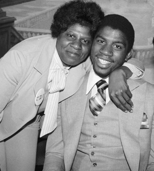 magic johnson mother