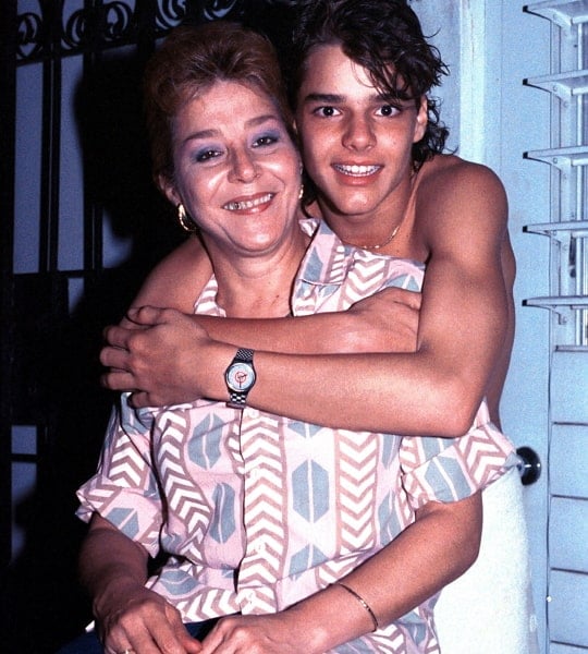 ricky martin mother