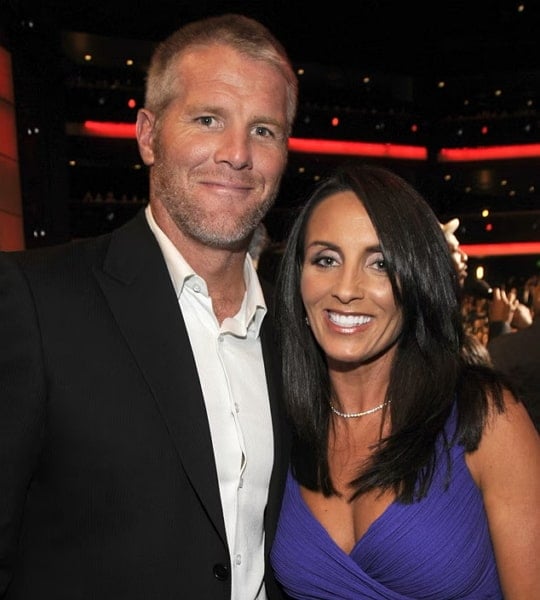 brett favre wife