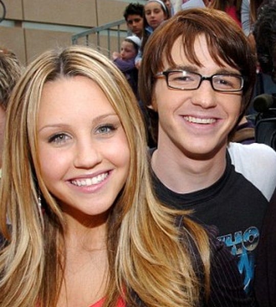 drake bell girlfriend