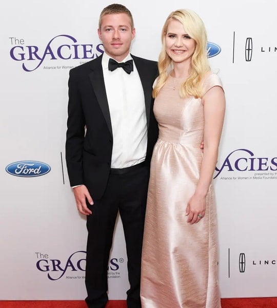 elizabeth smart husband