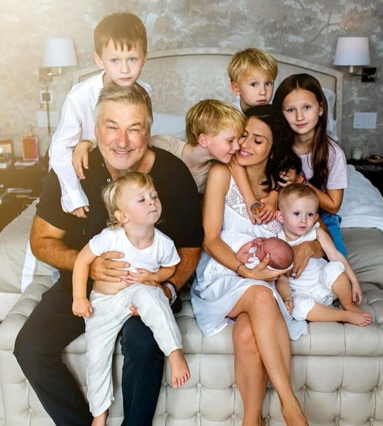 hilaria baldwin family