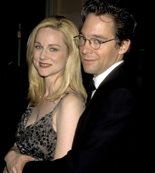 laura linney husband