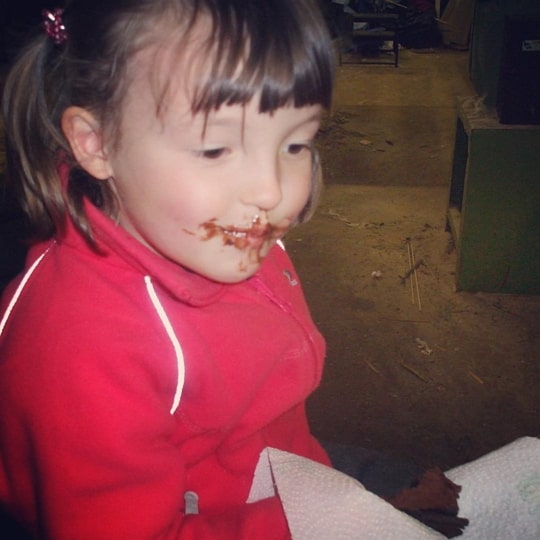 bella ramsey childhood pic