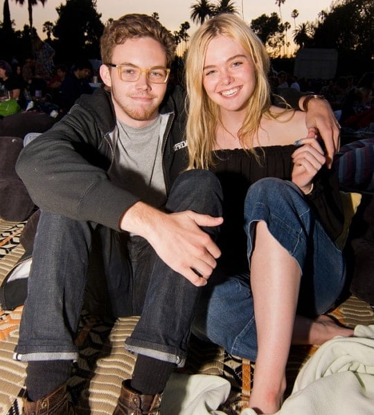 elle fanning boyfriend