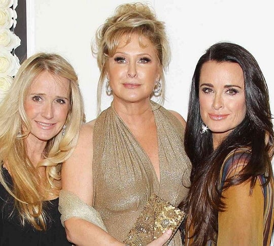 kathy hilton siblings