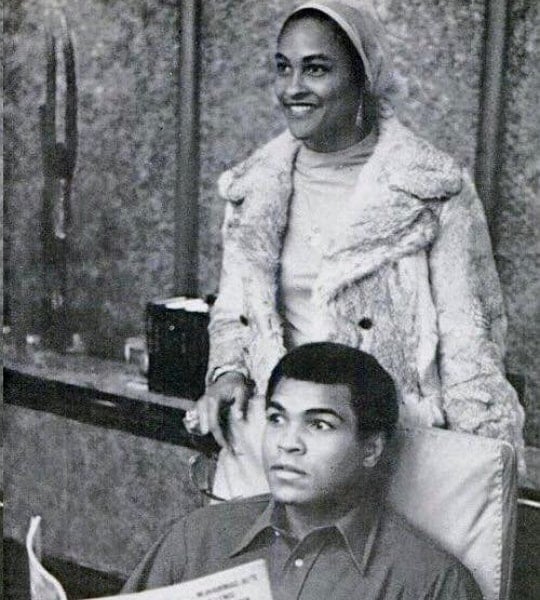 muhammad ali wife