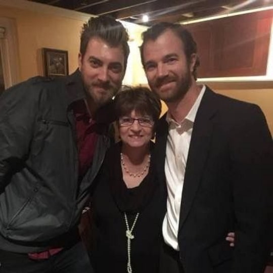 rhett mclaughlin mother brother