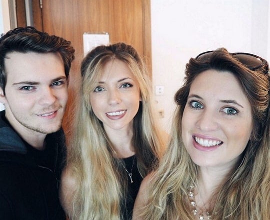 robbie kay siblings