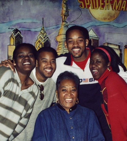 will smith mother siblings