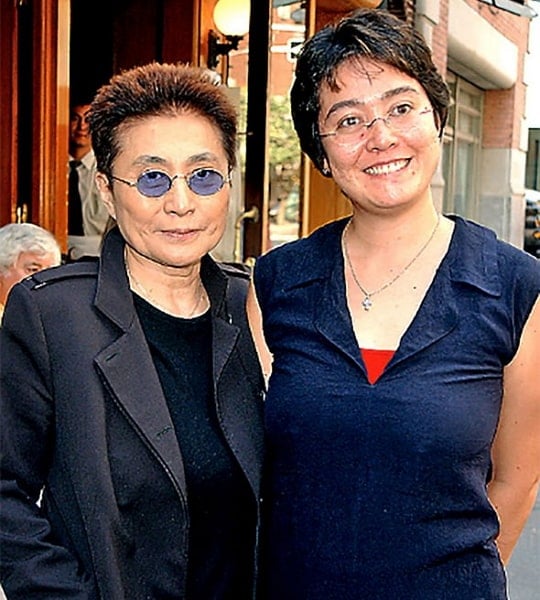 yoko ono daughter