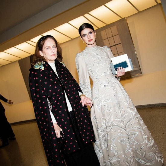 alexandra daddario with her mother