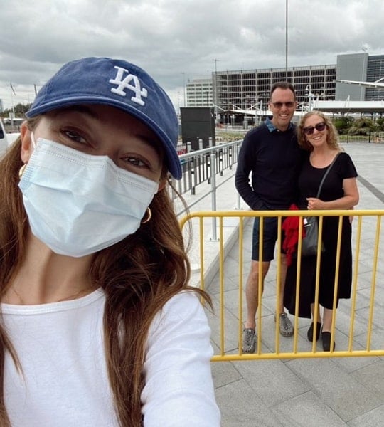 alycia debnam-carey parents