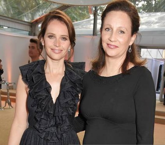 felicity jones mother