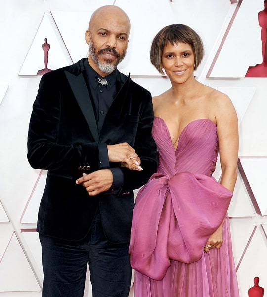 halle berry boyfriend