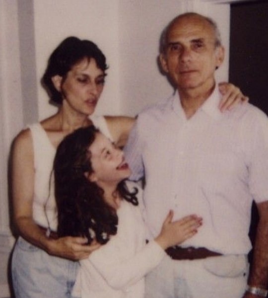 kat dennings parents