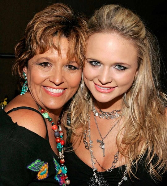 miranda lambert mother