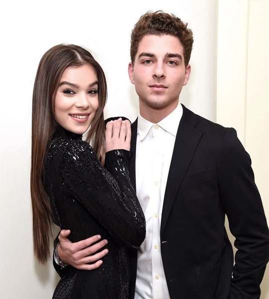 hailee steinfeld boyfriend