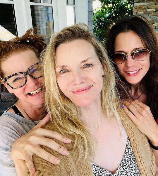 michelle pfeiffer sister