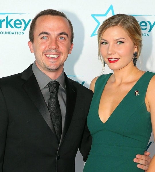 frankie muniz wife