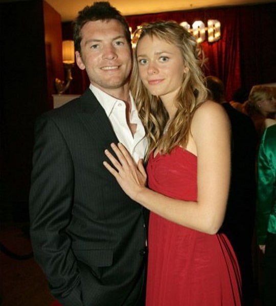 sam worthington girlfriend