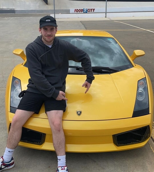 Sapnap - Bio, Age, Net Worth, Body Measurement, Career, Facts