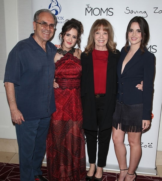 laura marano family