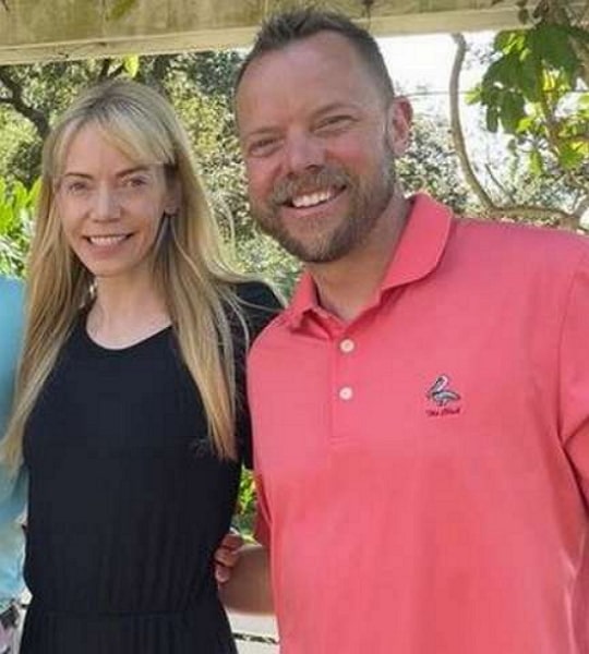 riki lindhome brother