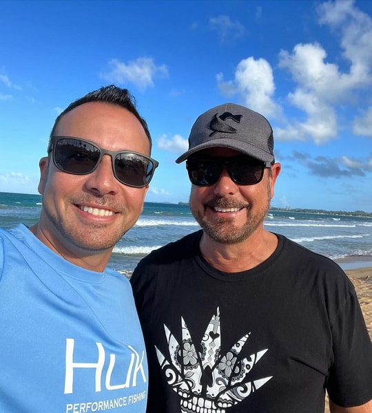 howie dorough brother