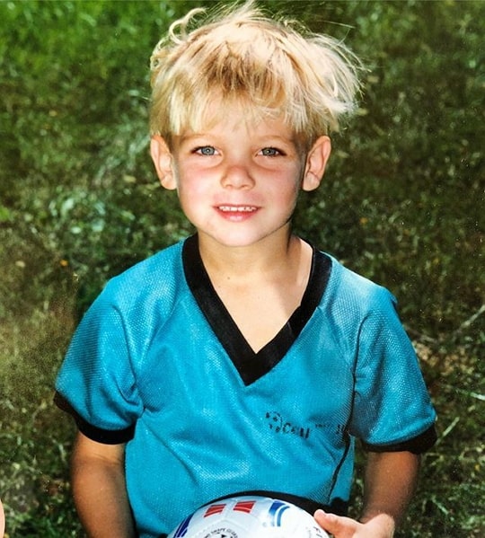 max thieriot childhood pic