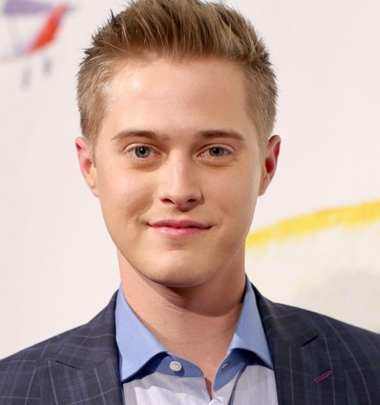 lucas grabeel