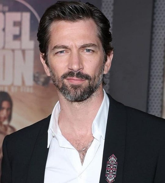 Michiel Huisman Age, Net Worth, Wife, Family and Biography TheWikiFeed