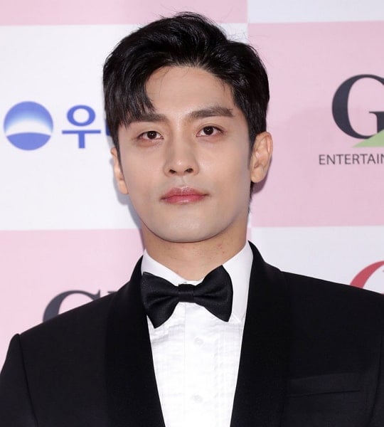 Sung Hoon Age, Net Worth, Girlfriend, Family and Biography TheWikiFeed