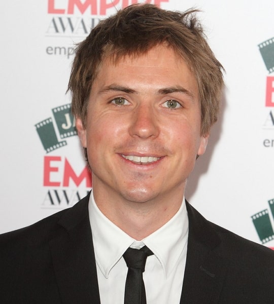 Joe Thomas Age, Net Worth, Girlfriend, Family and Biography TheWikiFeed